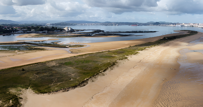 Paseo en barco por playa el puntal